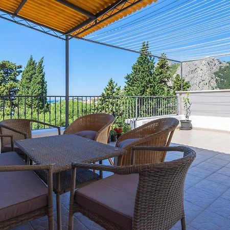 Gorgeous Apartment In Omis With Kitchen Exteriér fotografie